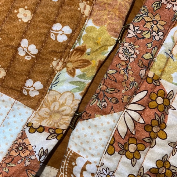 EUC Spell Cha Cha Quilted Patchwork Vest - Picture 6 of 8